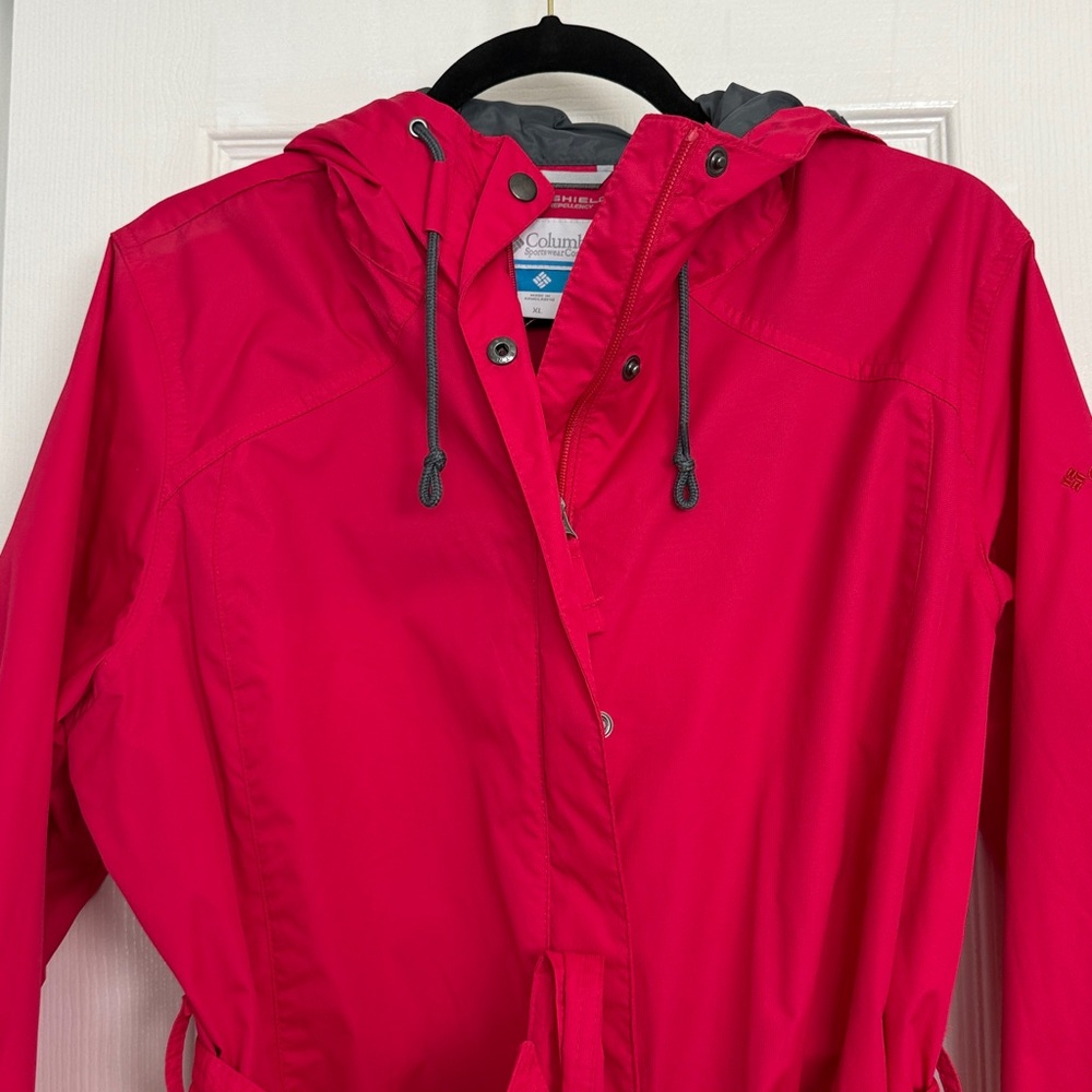Columbia Rain Jacket - Picture 3 of 7